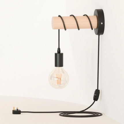 Oakley Plug-in Origami Diamond Wall Light