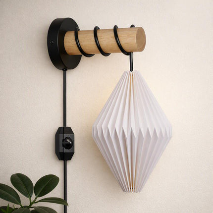 Oakley Plug-in Origami Diamond Wall Light