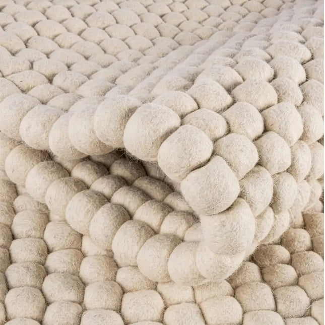 Round Felt Ball Wool Rug